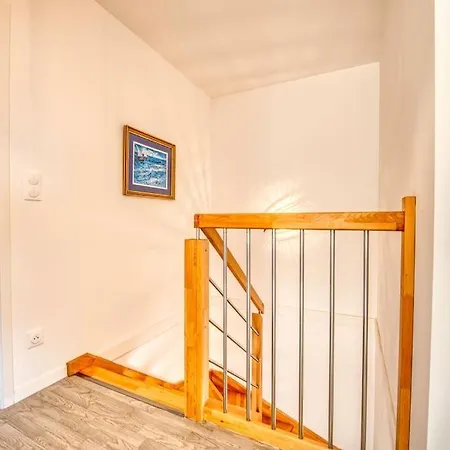 Le Nid Familial De Maison Neuve Proche 6 Pers *