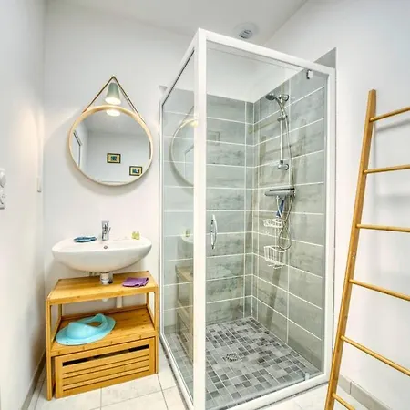 Le Nid Familial De Maison Neuve Proche 6 Pers *