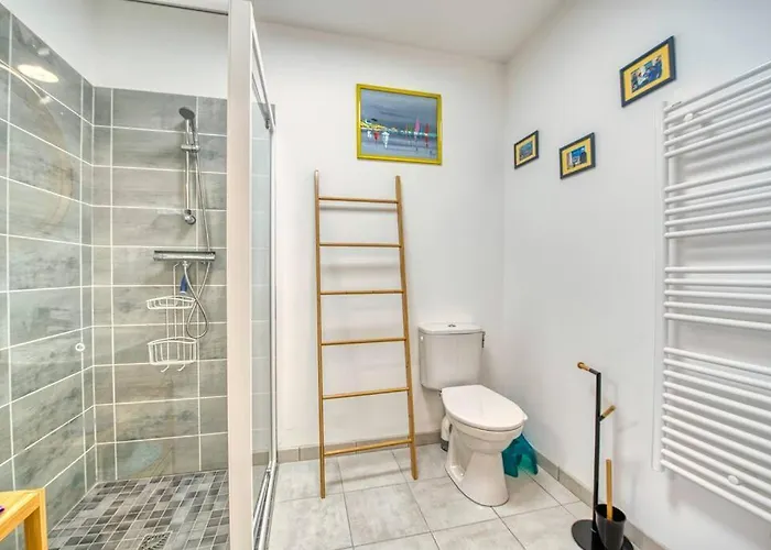 Le Nid Familial De Maison Neuve Proche 6 Pers Casa de Férias