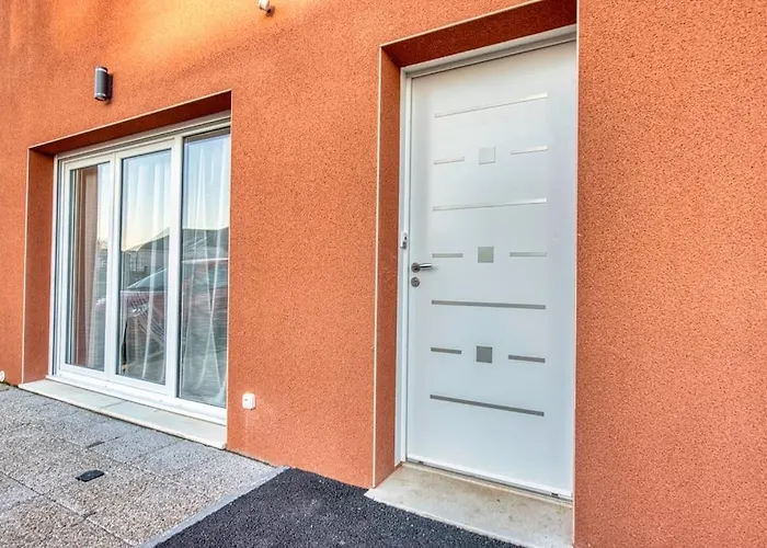 Casa de Férias Le Nid Familial De Maison Neuve Proche 6 Pers